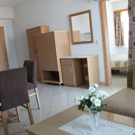 Nestor Apartament